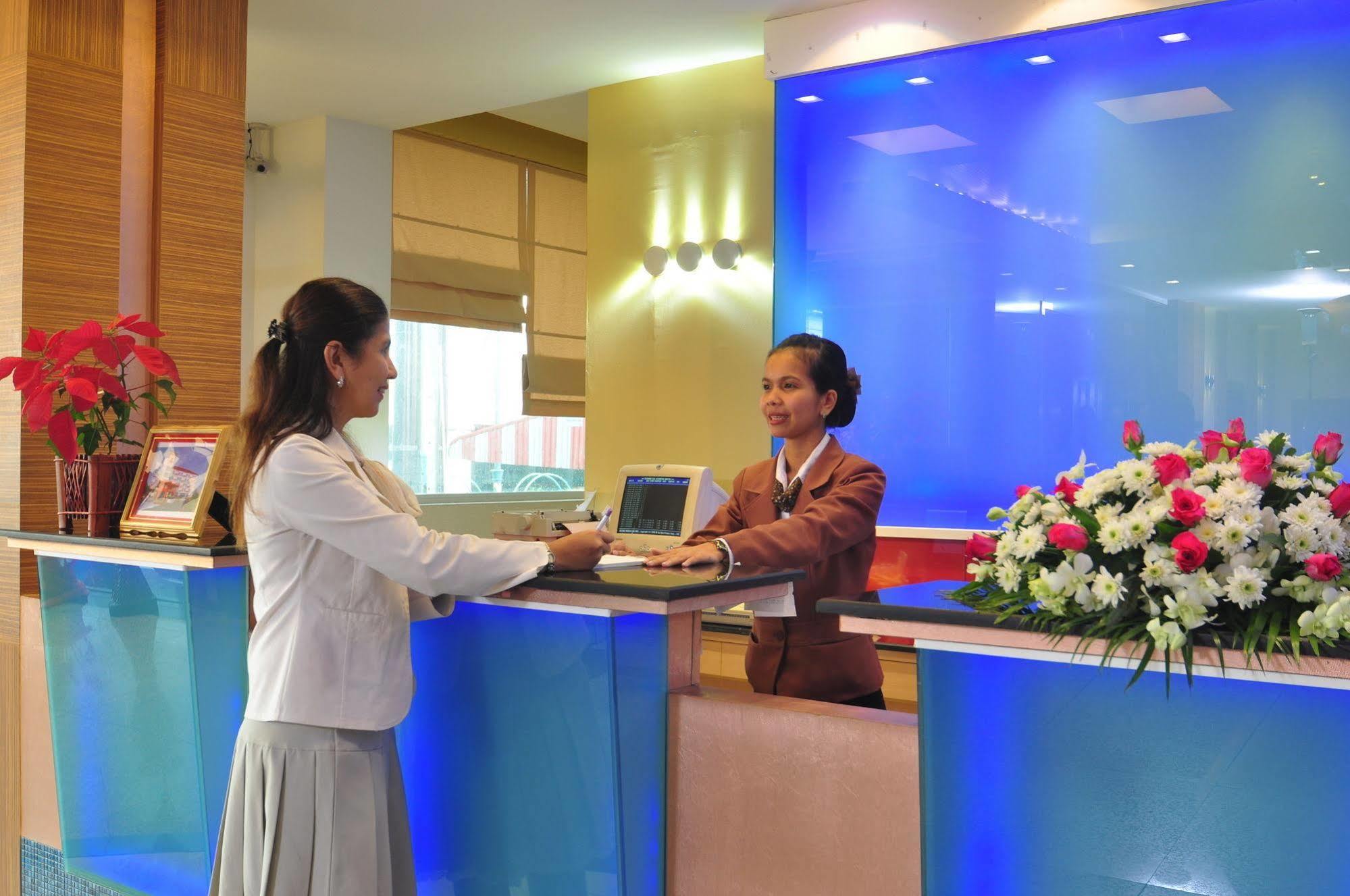 Bp Grand Suite Hotel Hat Yai Luaran gambar